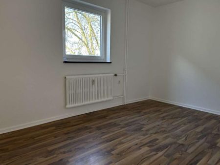 Wohnen im Kreuzviertel - 3-Zimmer-Wohnung mit 72 m² und Loggia - Photo 2