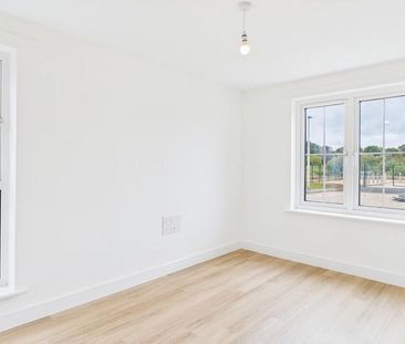 3 bedroom end of terrace house to rent - Photo 6
