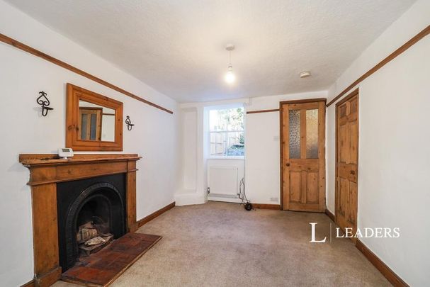 3 bedroom cottage to rent - Photo 1