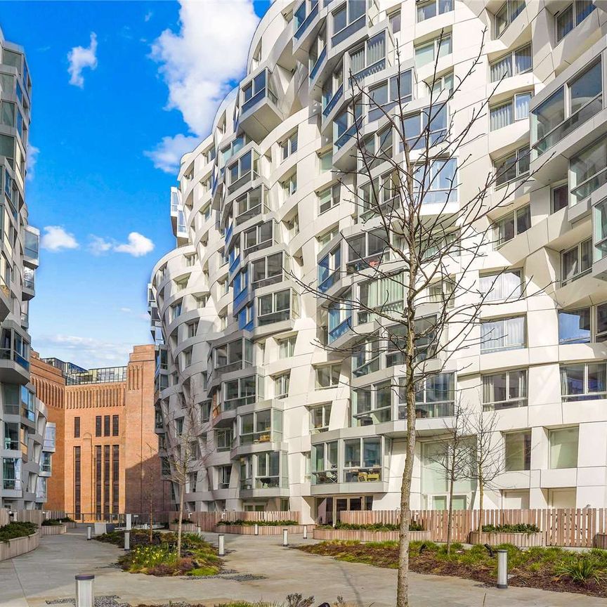 An incredible two bedroom apartment located in the exciting new development within the iconic Battersea Power Station. - Photo 1