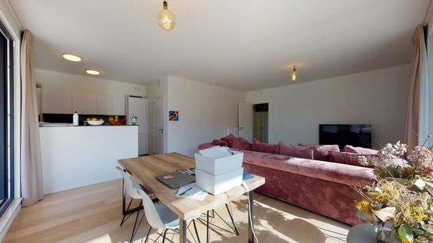 Appartement te huur - foto 1