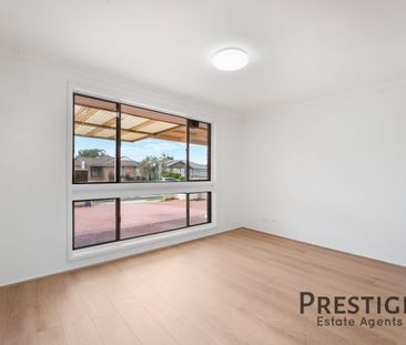 A Family-Friendly Haven of Comfort and Convenience - Photo 6