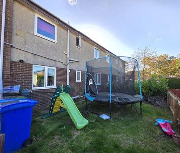 2 bedroom ground floor flat to rent - Photo 6