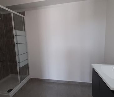 location Appartement T2 DE 46.6m² À DRANCY - Photo 4