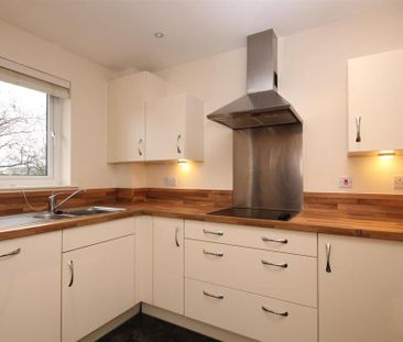2 bedroom apartment to rent - Photo 4