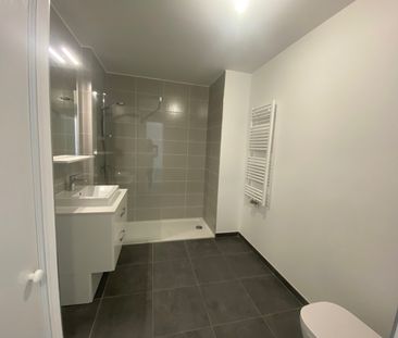 Location Appartement 2 pièces 44m² LA MADELEINE 59110 - Photo 6