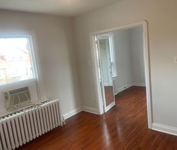 For Lease - 362 O'Connor Drive Unit# 2, Toronto, Ontario - Photo 3