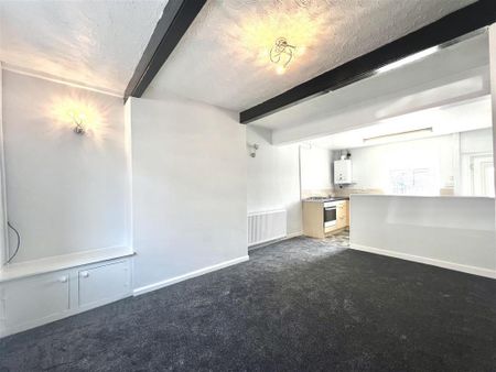 2 bedroom terraced house to rent - Photo 4