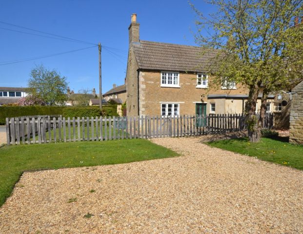 High Street, Castor, Peterborough - Photo 1