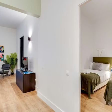 Carrer de Sepúlveda, Barcelona, Catalonia 08015 - Foto 4