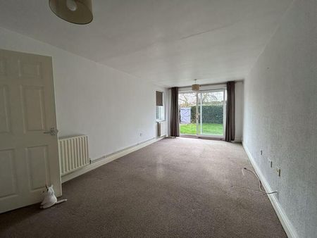 2 bedroom link detached house to rent - Photo 3