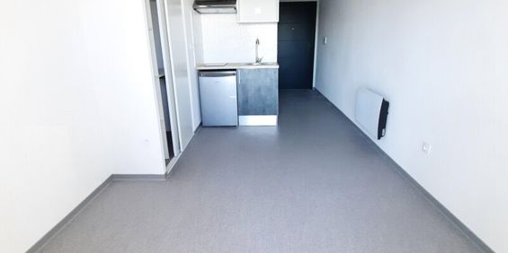 Location Appartement 1 pièce 18m² NIMES 30000 - Photo 3