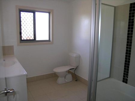 Three Level Townhouse! - Photo 5