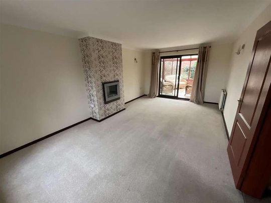 Redhill Park, Haverfordwest, SA61 - Photo 1