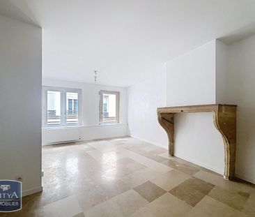 Location Appartement 4 pièces 78m² LYON 1er - Photo 3