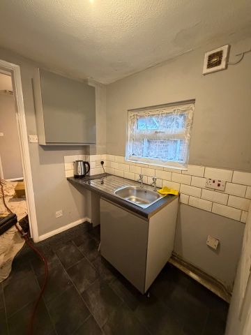 1 Bed Flat, Castle Street, LU1 - Photo 5