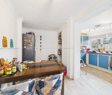 3 bedroom House in Manners Road, Reading - Photo 5