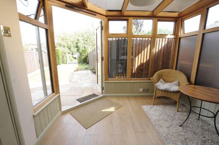 3 bedroom terraced house to rent - Photo 3