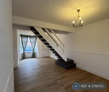 2 bedroom terraced house to rent - Photo 4