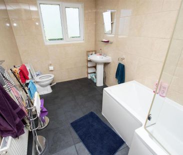 6 bedroom house to rent - Photo 4