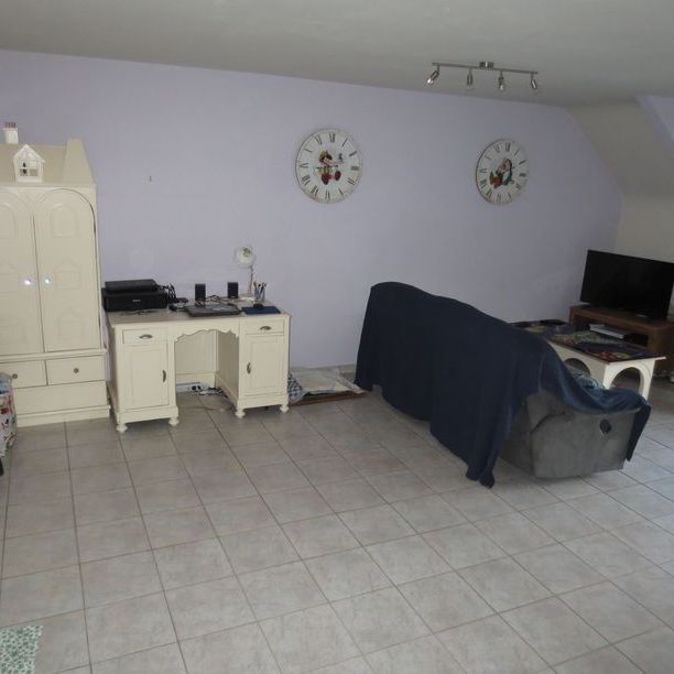 Eén slaapkamer appartement met garage. - Photo 1