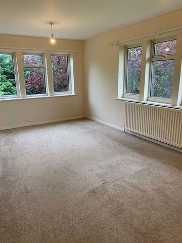 4 bedroom detached house to rent - Photo 2