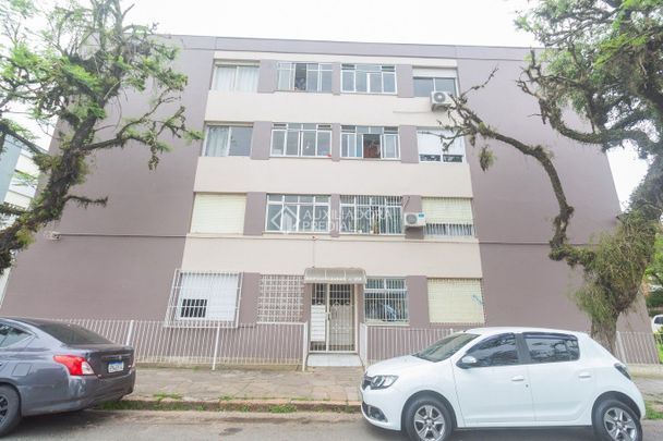 Apartamento com 2 quartos e 68m² para alugar em São Sebastião, Porto Alegre. - Foto 1
