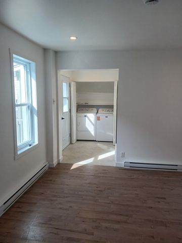 77 Deragon (vacant) Magog, J1X 2M1 très beau 3 1/2 rénové en 2025. - Photo 4