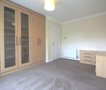 2 bedroom semi-detached bungalow to rent - Photo 4