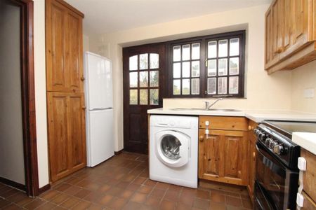 2 bedroom house to rent - Photo 2