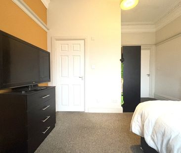 Devonshire Street, KEIGHLEY - Photo 4