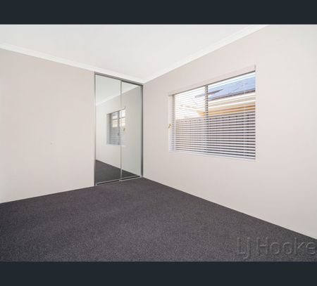24 Canberra Avenue, Landsdale, WA 6065 - Photo 4