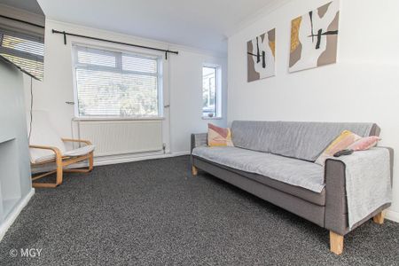 2 bedroom terraced house to rent - Photo 3