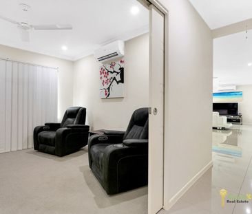 Perfect Location & 5KW SOLAR!!! - Photo 4