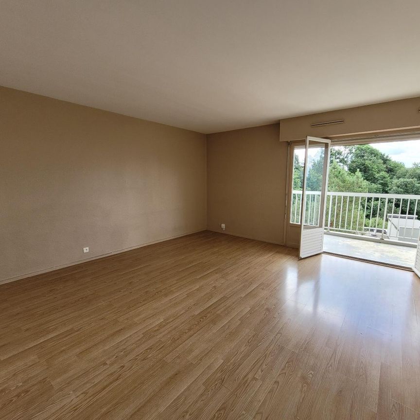Location Appartement 3 pièces 80m² CALUIRE ET CUIRE 69300 - Photo 1
