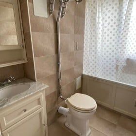 Room in a Shared Flat, Hersham Close, SW15 - Photo 4