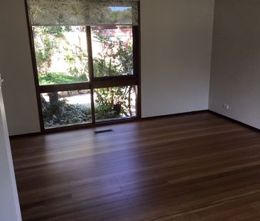 Family Home - Photo 5