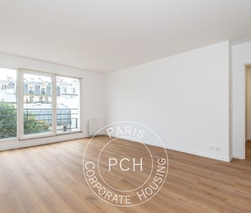 T3 vide, avec parking en option, rue Pouchet, - Photo 1