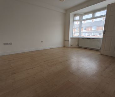 17 York Parade, Belfast, BT15 3QZ - Photo 3