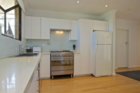 Spacious Beachside Home with Ocean Views - Photo 3