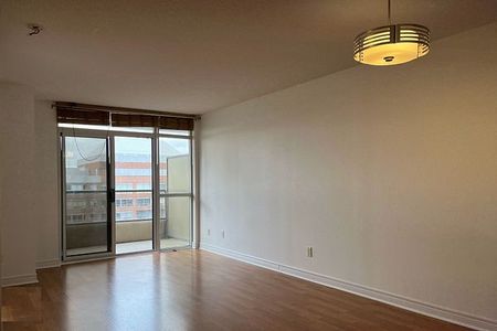 For Lease - 310 Burnhamthorpe Road Unit# 2307, Mississauga, Ontario - Photo 2