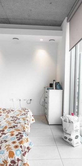 1 bedroom in a flat share to rent - Photo 1