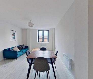 2 bedroom flat to rent - Photo 5