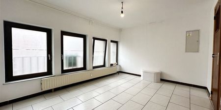 Appartement te huur in Verviers voor € 450 met 1 slaapkamer - Photo 2