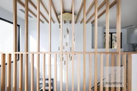 Luxury & New In Greenvale! - Photo 5