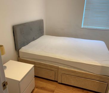 1 Bed Flat, Fulham, SW6 - Photo 4