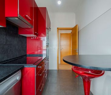 Excelente Apartamento T2 de 3 assoalhadas com vista Rio para Lisboa... - Photo 2