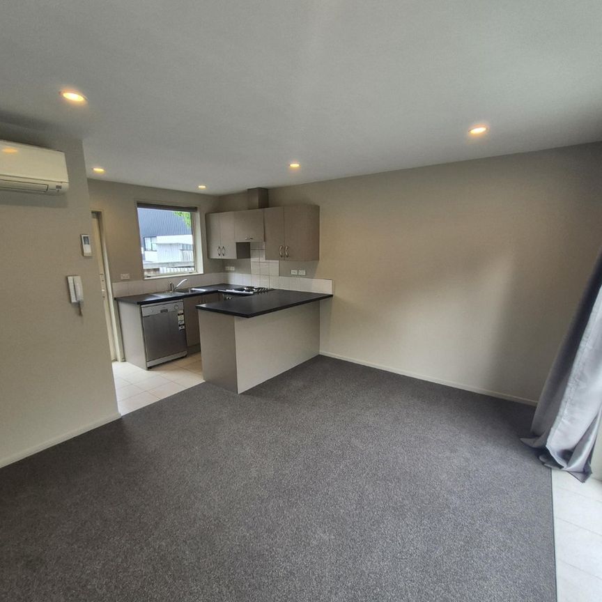 2/296 Bealey Avenue, Christchurch Central - Photo 1