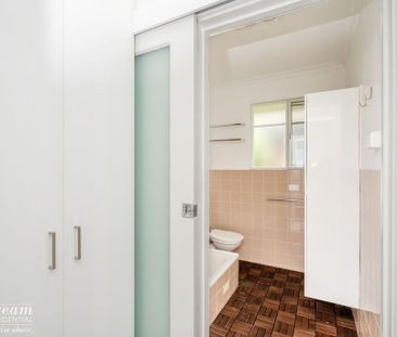 5/4 Nuyts Street, Red Hill ACT 2603 - House For Rent | Domain - Photo 6