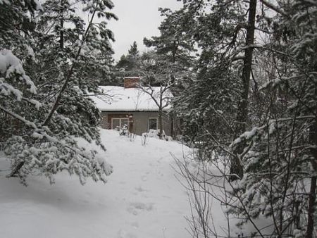 RENOVADED HOUSE IN SPÅNGA - Photo 4